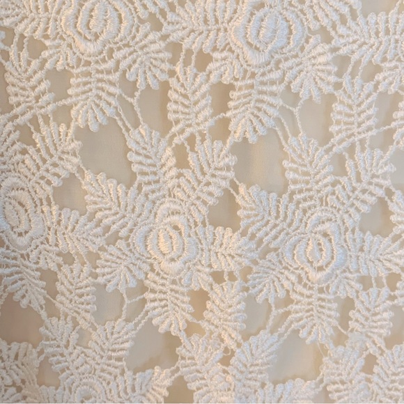 New Stone Cold Fox Sunflower Crochet Lace Blouse - Picture 12 of 14